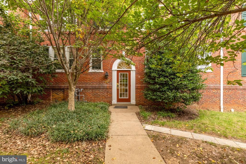 1801 Key Boulevard , Unit 10508, Arlington, VA 22201 Main Photo