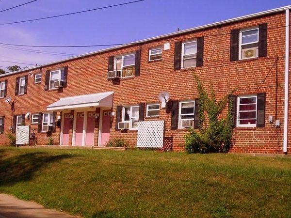 1837 N DINWIDDIE STREET , ARLINGTON, VA 22207