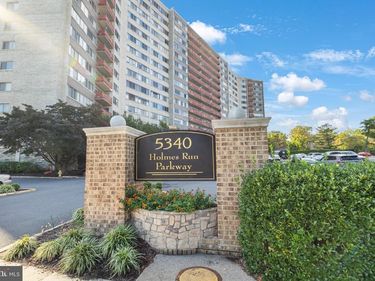 5340 HOLMES RUN PARKWAY , Unit 119, ALEXANDRIA, VA 22304