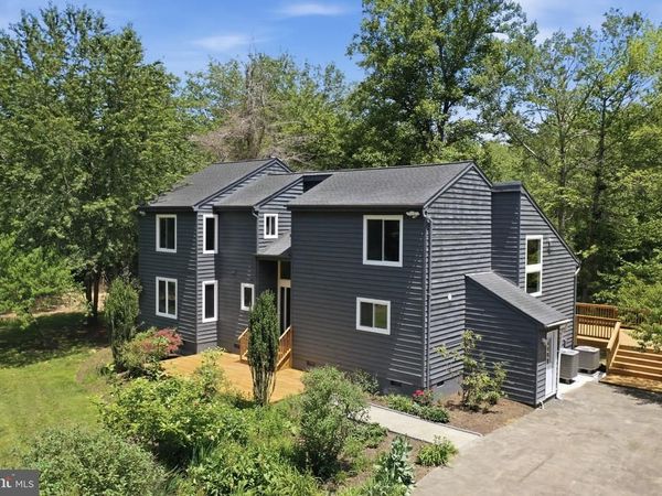 2391 HOLLY SPRINGS ROAD , AMISSVILLE, VA 20106