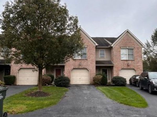 447 STONEHEDGE LANE , MECHANICSBURG, PA 17055