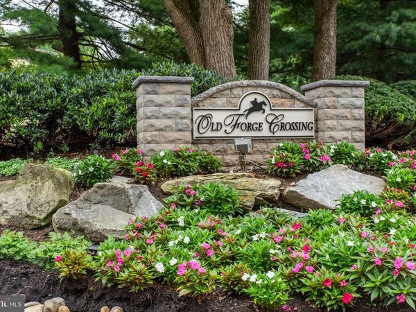 509 OLD FORGE CROSSING, DEVON, PA 19333