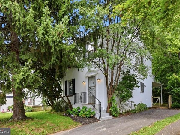 5 HAWS LANE , FLOURTOWN, PA 19031