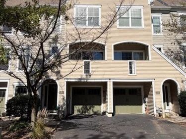 210 COBBLESTONE DRIVE , ARDMORE, PA 19003
