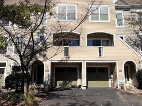 210 COBBLESTONE DRIVE , ARDMORE, PA 19003