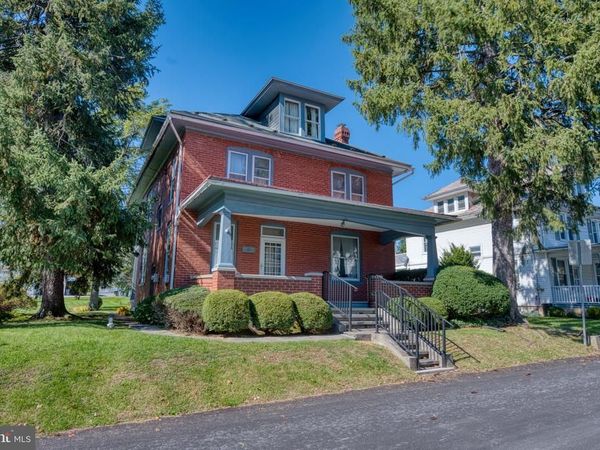 111 N LANCASTER AVENUE , SCHAEFFERSTOWN, PA 17088