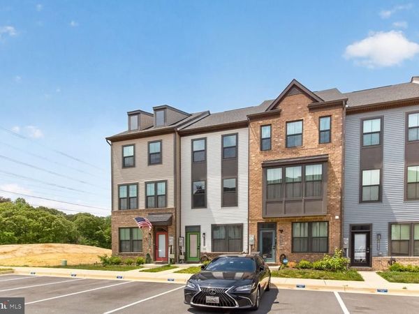 7832 YONA COURT , GLEN BURNIE, MD 21060