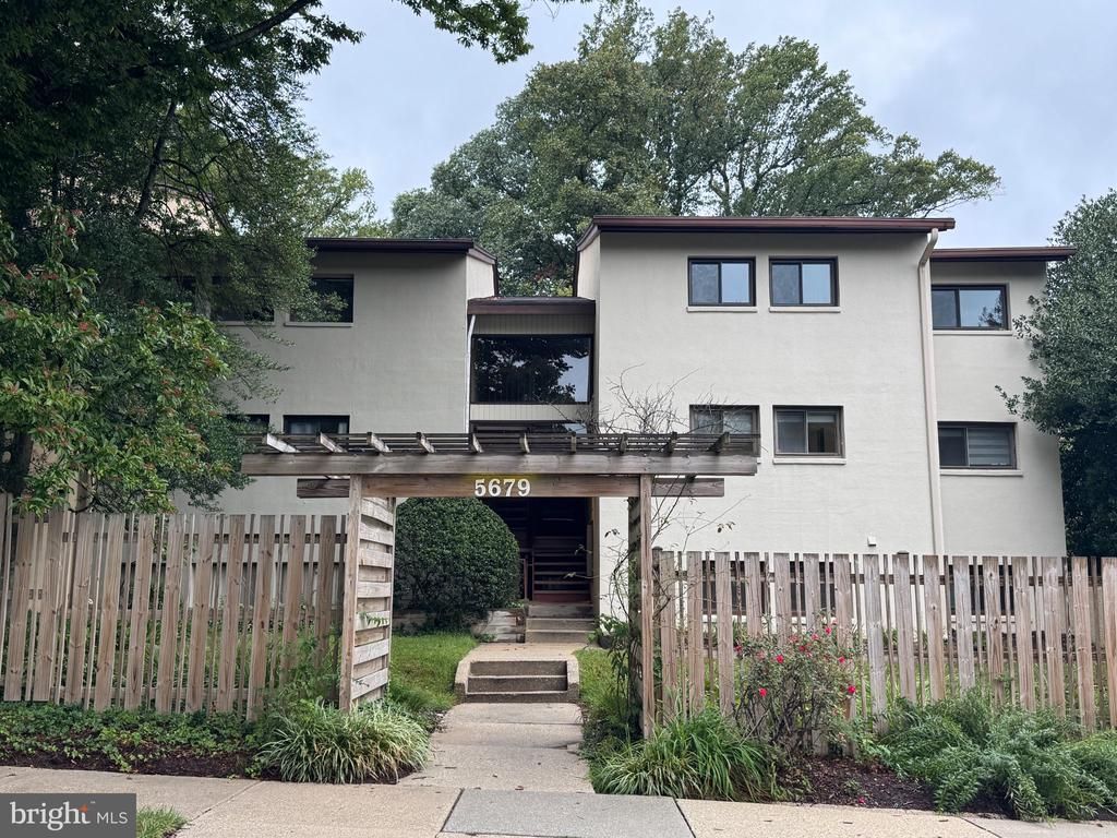 5679 HARPERS FARM ROAD , COLUMBIA, MD 21044