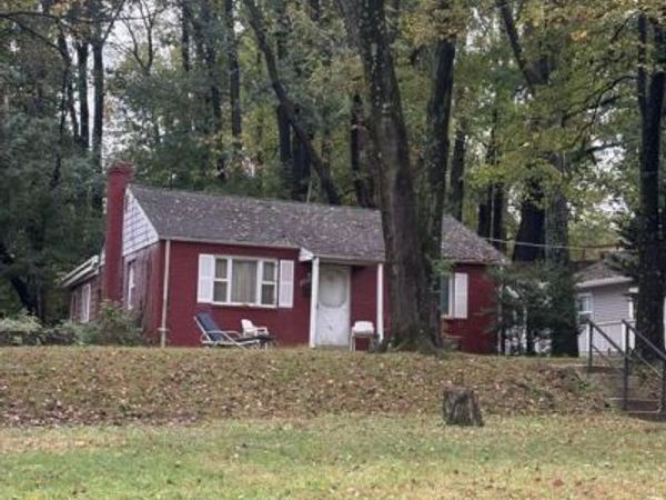 11830 HUGGINS DRIVE , SILVER SPRING, MD 20902