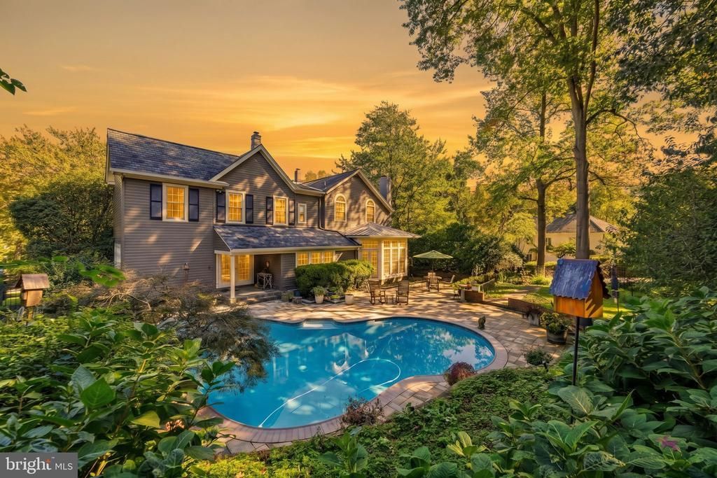 7010 ARMAT DRIVE , BETHESDA, MD 20817