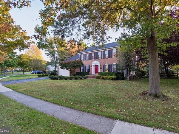 15118 BRIARCLIFF MANOR WAY, BURTONSVILLE, MD 20866