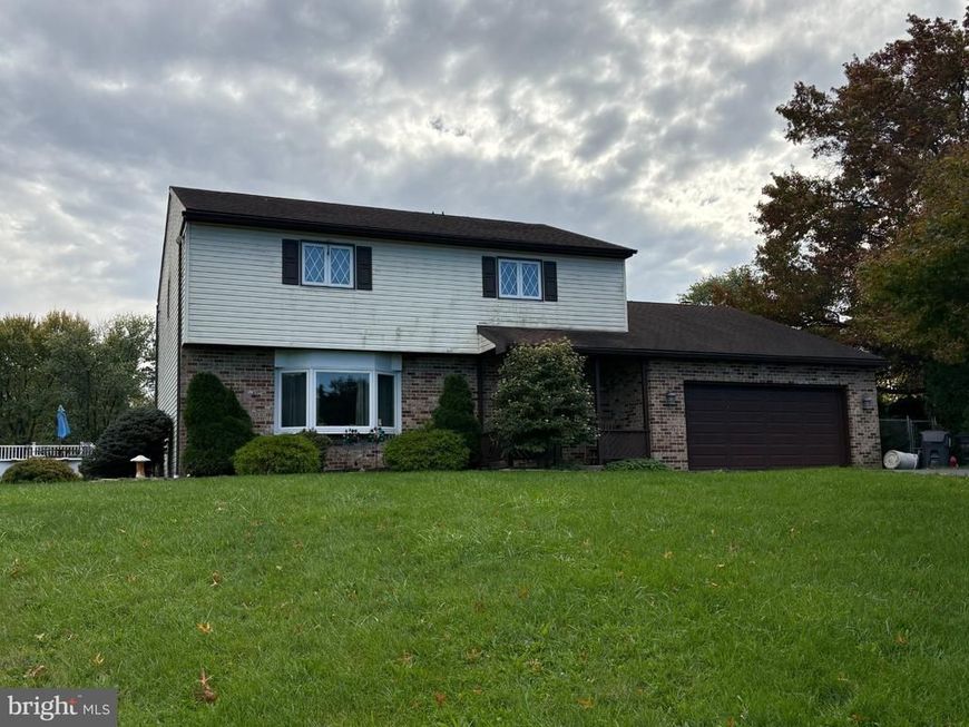 109 Sunny Court , Leesport, PA 19533 Main Photo