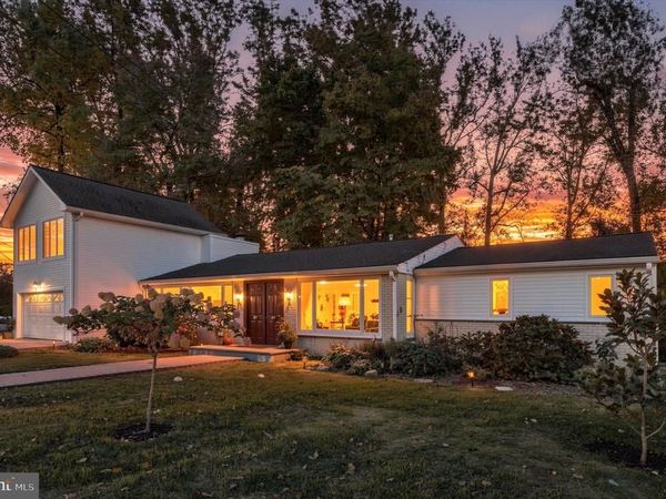 32 HIDDEN LANE, FEASTERVILLE TREVOSE, PA 19053