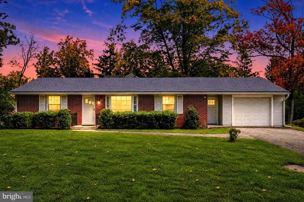 114 HILLTOP ROAD , PHOENIXVILLE, PA 19460