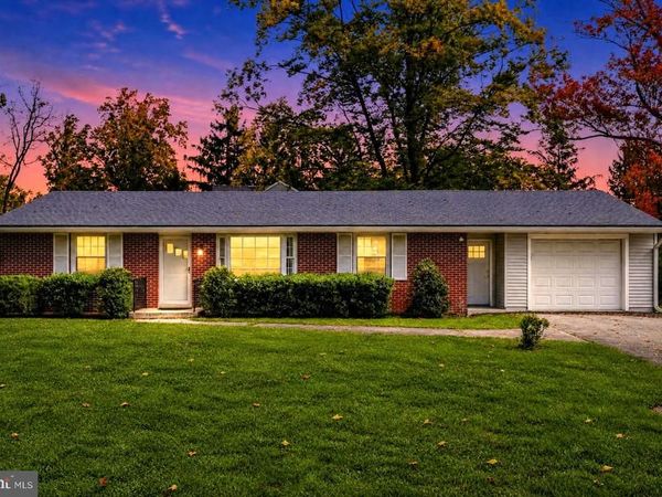 114 HILLTOP ROAD , PHOENIXVILLE, PA 19460