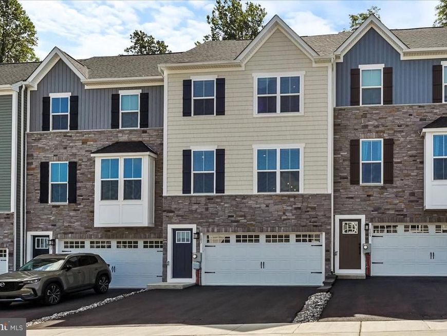 107 Arden Way, Downingtown, PA 19335 Main Photo