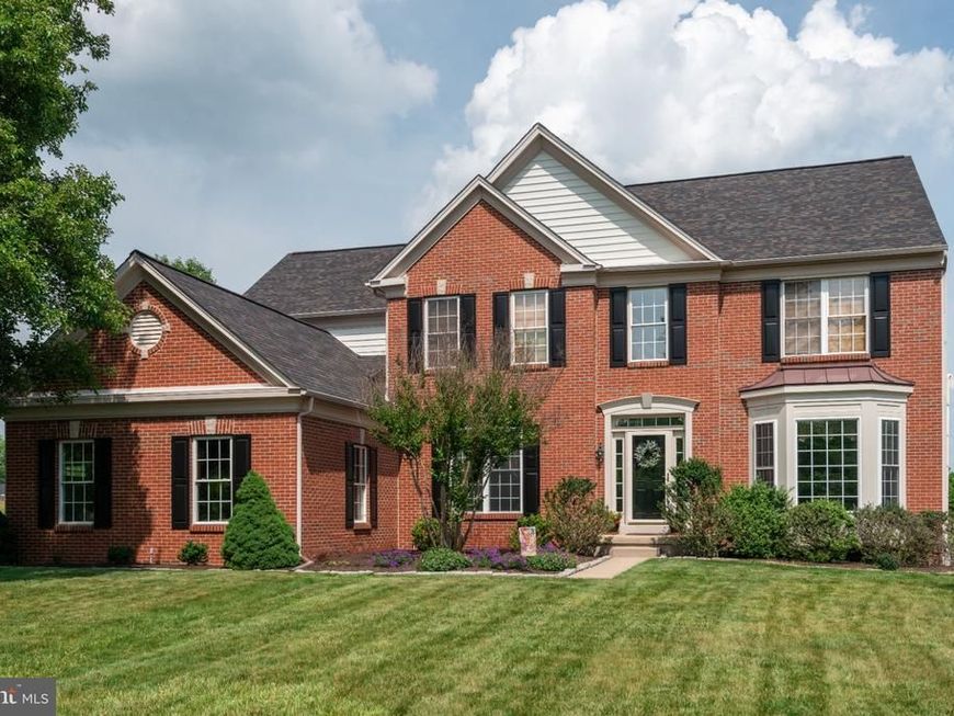 37 Saddlebrook Lane, Phoenixville, PA 19460 Main Photo