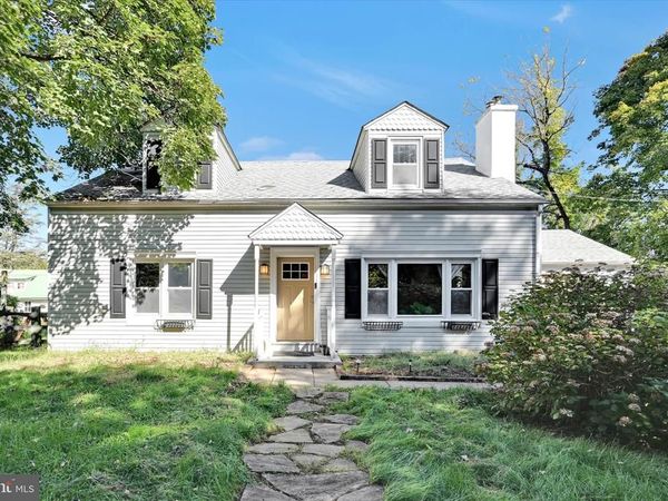2211 STRASBURG ROAD , COATESVILLE, PA 19320
