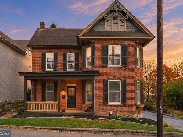 434 W MAIN STREET , WAYNESBORO, PA 17268