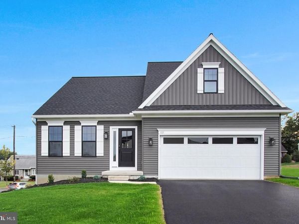 101 FIELD LANE, MILLERSVILLE, PA 17551