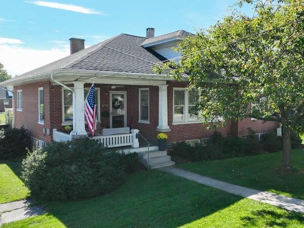 2050 LINDEN STREET , EAST PETERSBURG, PA 17520