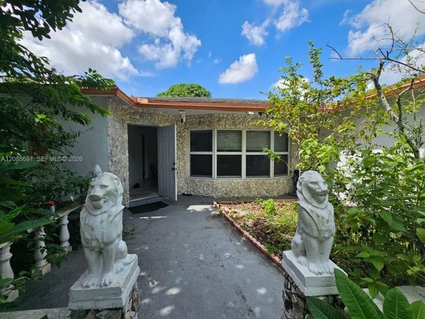 830 SW 50th Ave , Margate, FL 33068