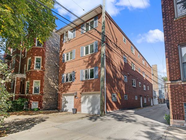 916 W Wolfram Street , Unit 1A, Chicago, IL 60657
