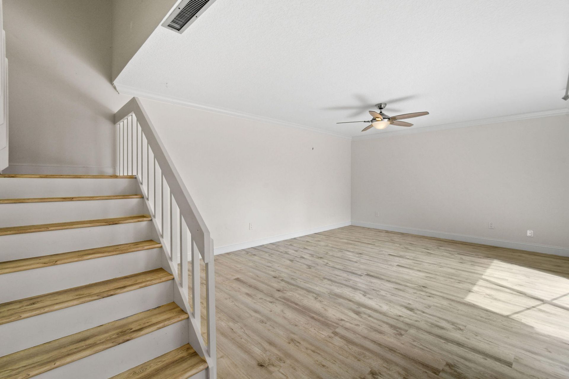 825 Center Street, Unit 22C, Jupiter, FL 33458 Photo