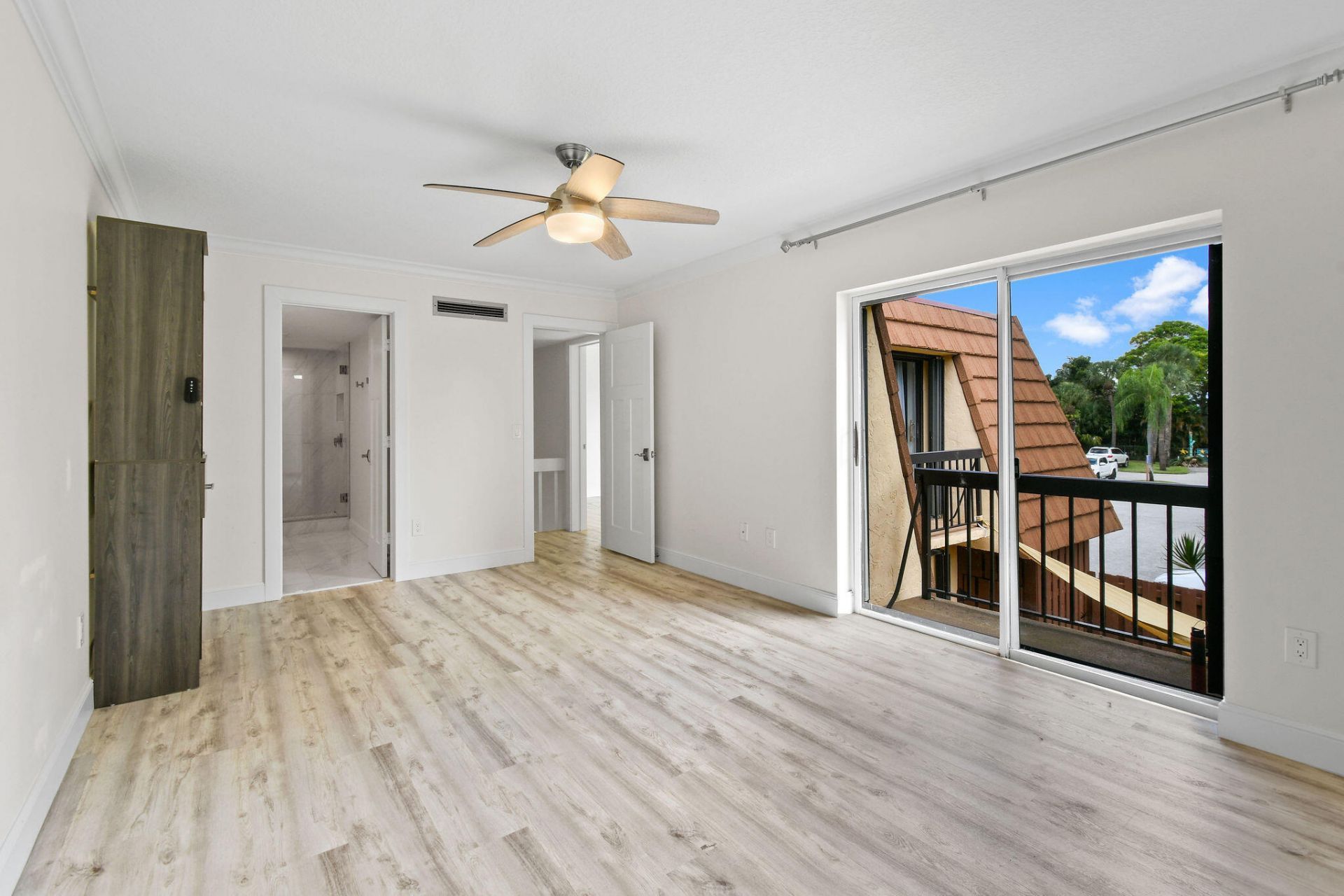 825 Center Street, Unit 22C, Jupiter, FL 33458 Photo