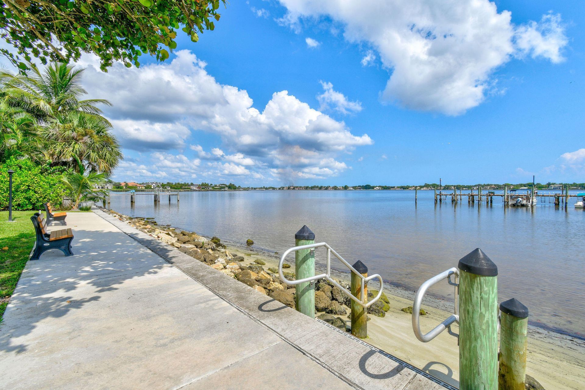 825 Center Street, Unit 22C, Jupiter, FL 33458 Photo
