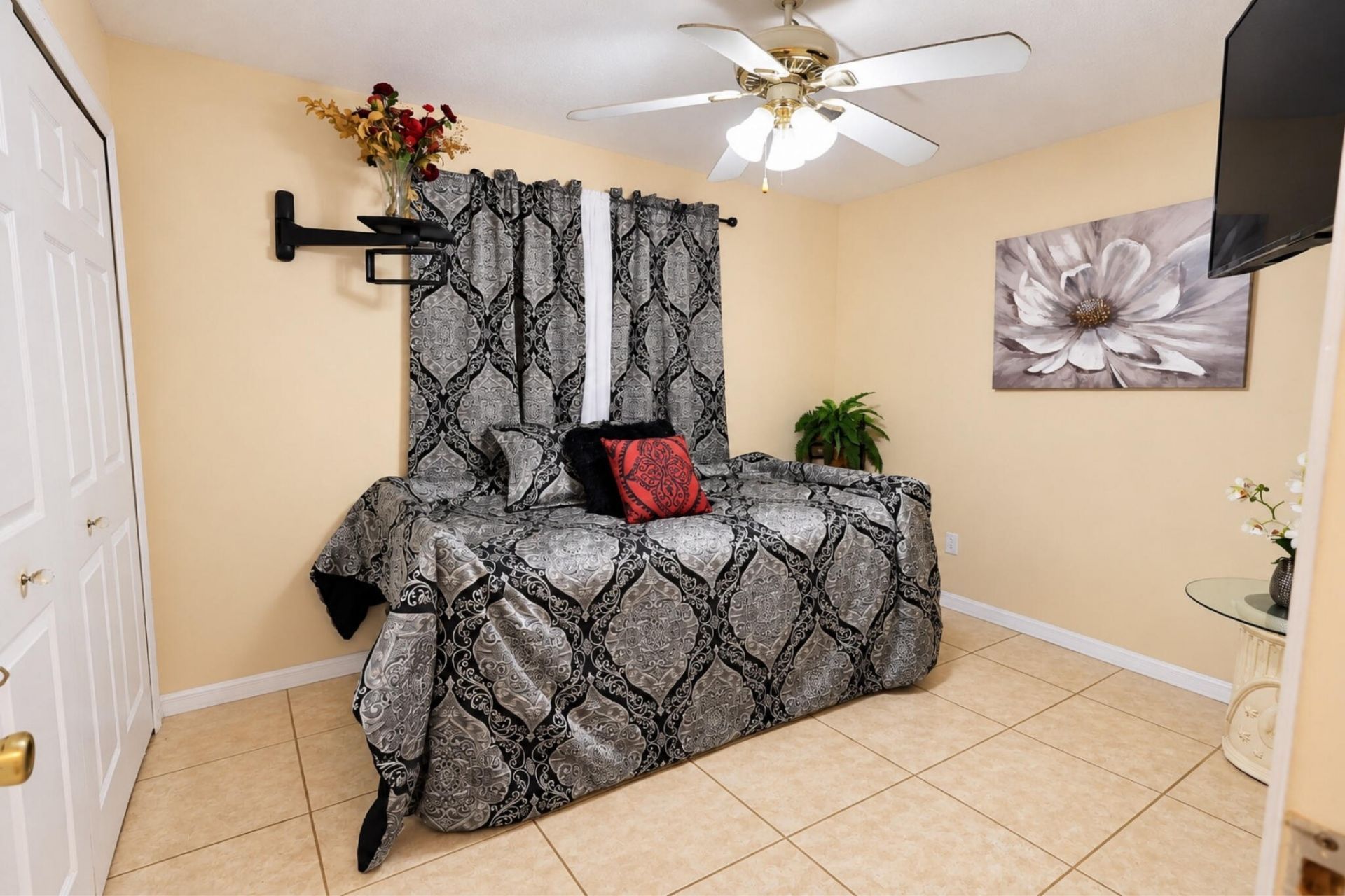 5245 NW Reba Circle, Port Saint Lucie, FL 34986 Photo