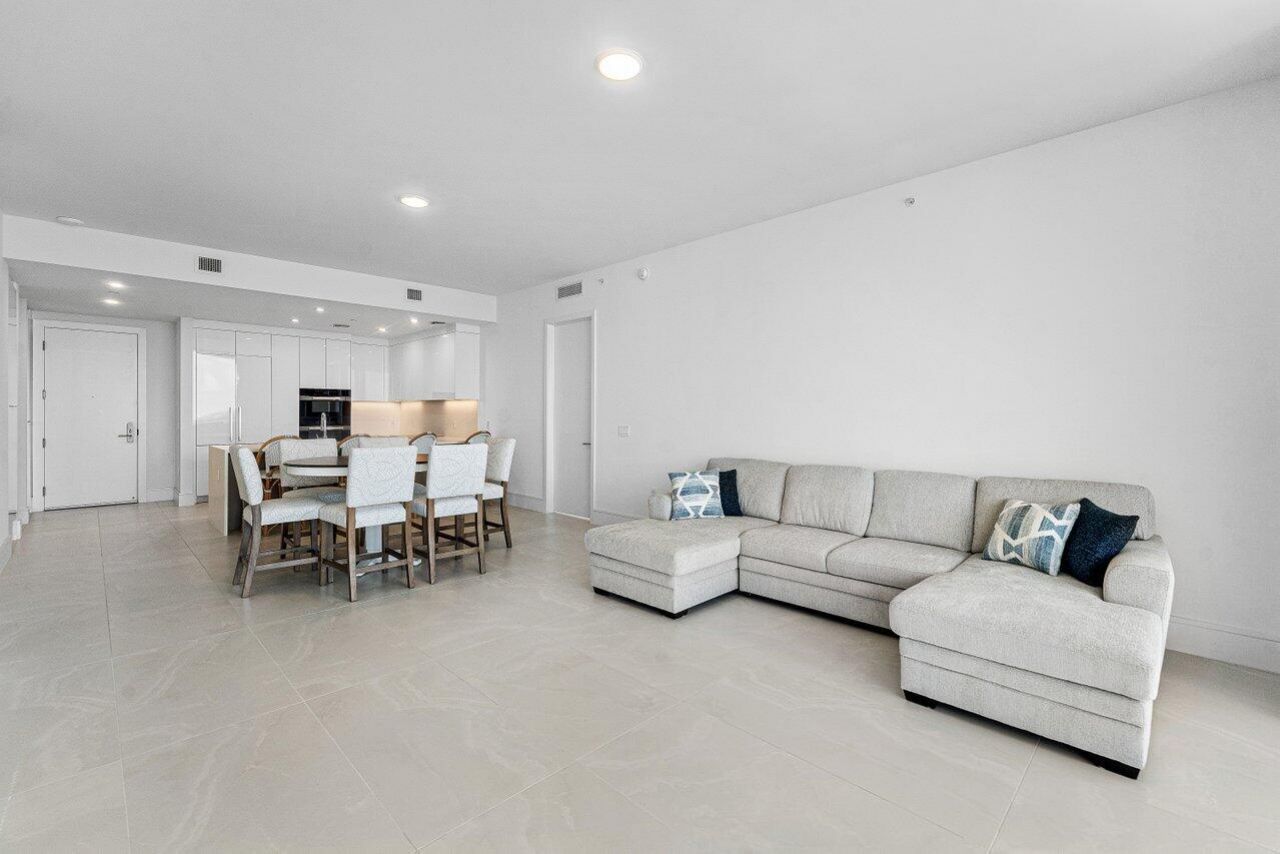 220 Lake Shore Drive, Unit 1817, Lake Park, FL 33403 Photo
