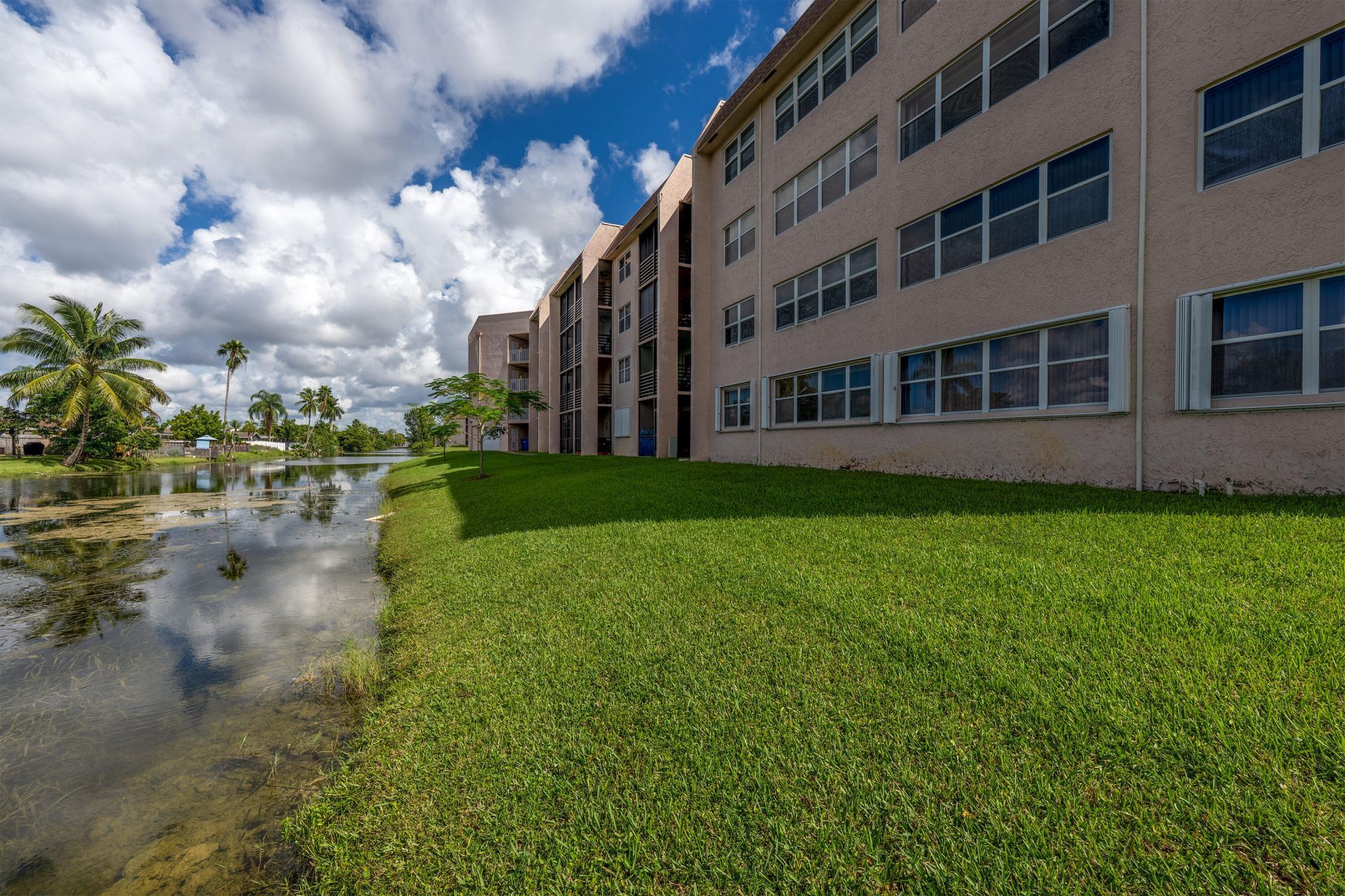 2635 NW 104th Avenue, Unit 206, Sunrise, FL 33322 Photo
