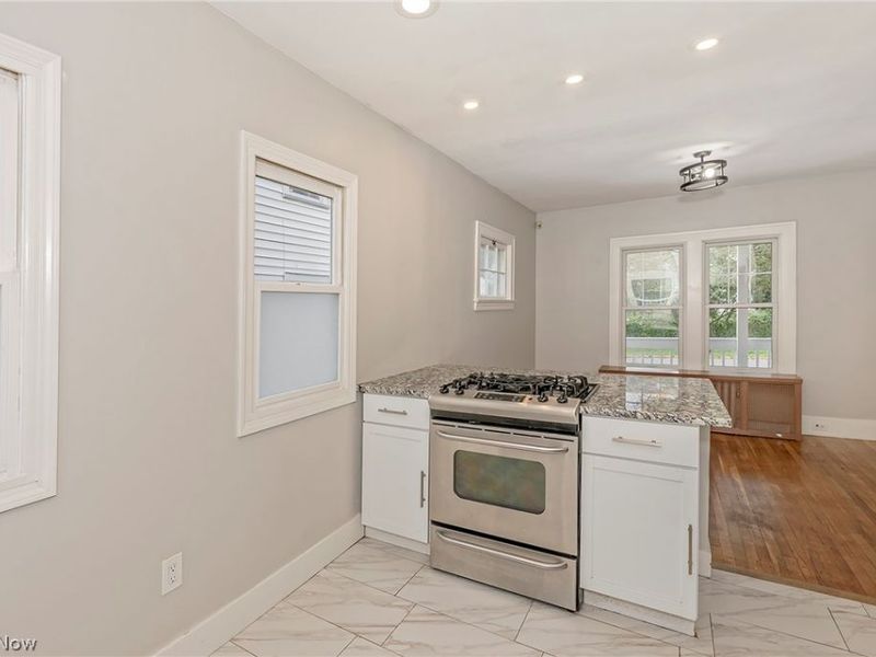 1134 Cleveland Heights Boulevard, Cleveland Heights, OH 44121 Photo 26