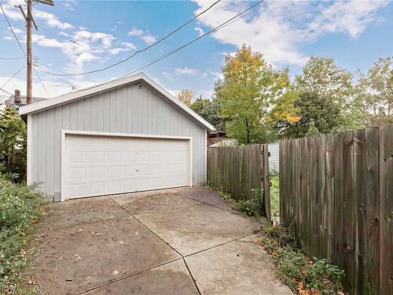 1134 Cleveland Heights Boulevard, Cleveland Heights, OH 44121 Photo 7