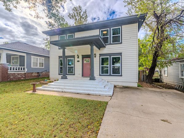 1611 W Broadway Street , Collinsville, OK 74021