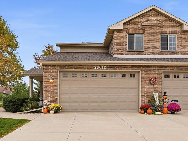2361 E PLANK CIRCLE, Appleton, WI 54915