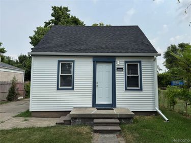 12415 Vernon, Warren, Mi 48089