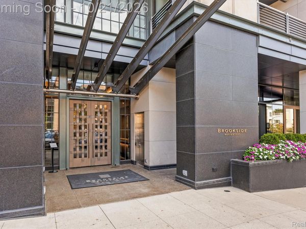 369 N Old Woodward Avenue, Unit 406, Birmingham, Mi 48009