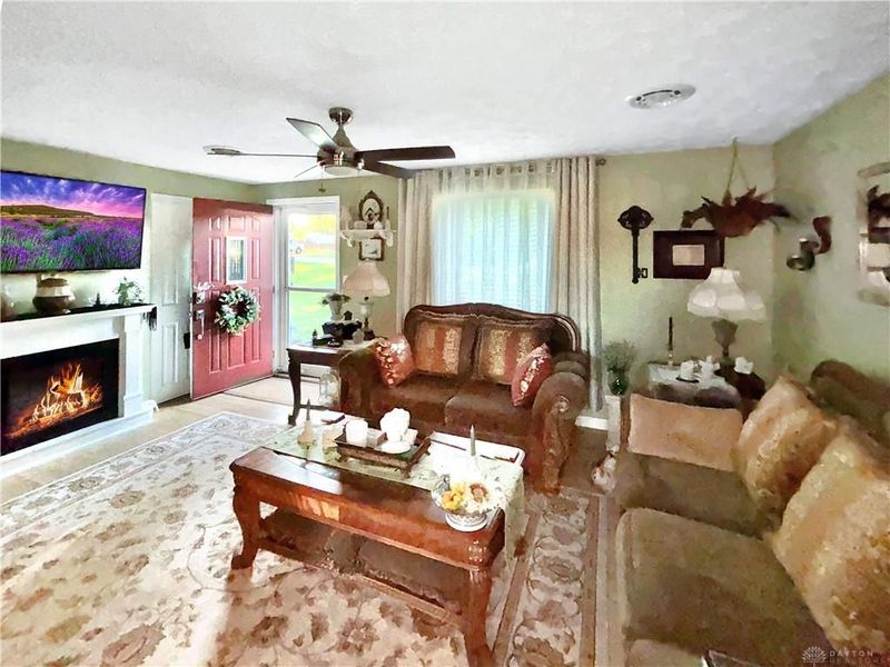 414 Judy Lane, Gratis, OH 45330 Photo 2