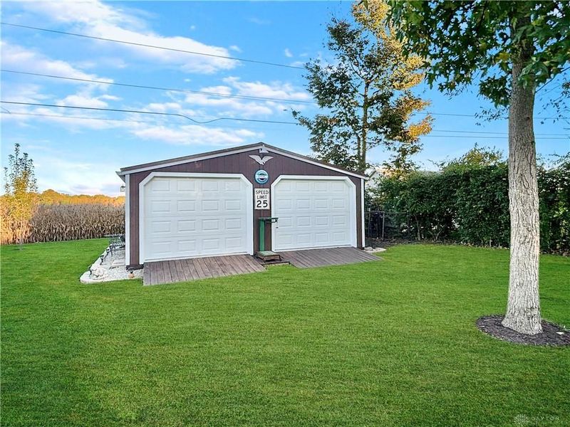 414 Judy Lane, Gratis, OH 45330 Photo 22