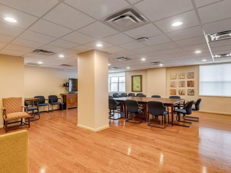 2444 Madison Road, Unit 1907, Cincinnati, OH 45208 Photo 37