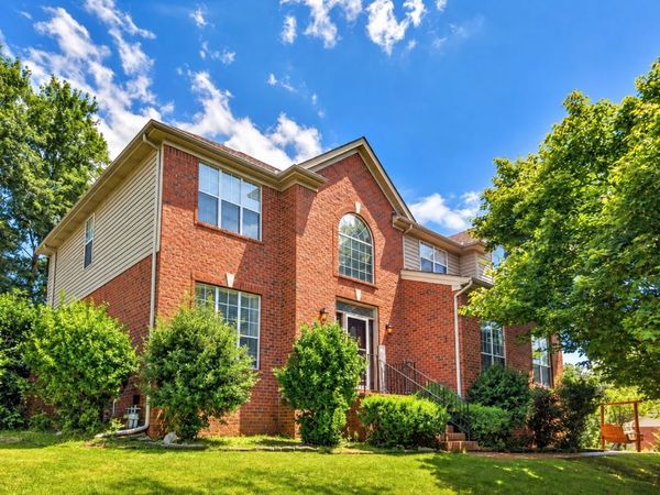 2601 Windsor Ln , Old Hickory, TN 37138