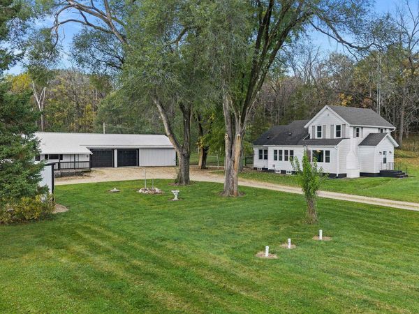 N9029 Fox River Road, Portage, WI 53901