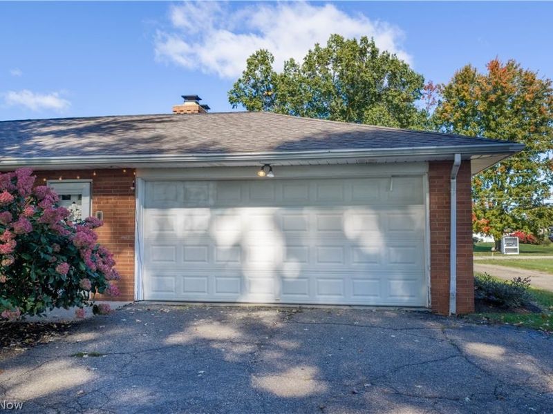 1602 Schneider Street NW, North Canton, OH 44720 Photo 10