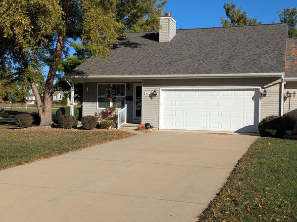 402 E Wilson Street, Tuscola, IL 61953