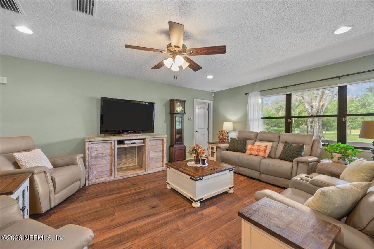 100 Wilderness Trail, Crescent City, FL 32112 Photo