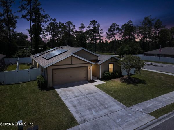 8515 LAKE GEORGE Circle E, Macclenny, FL 32063