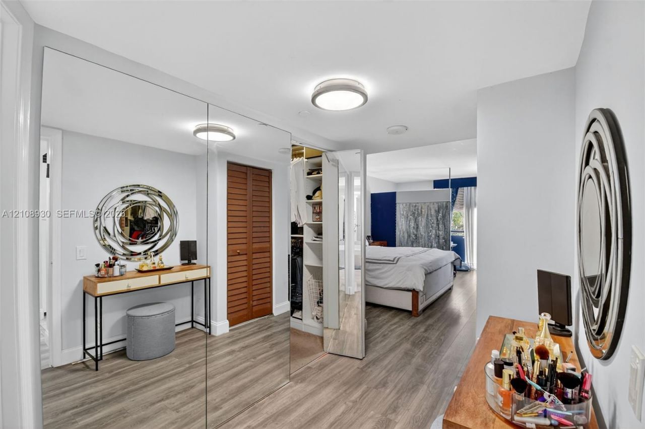 3640 Yacht Club Dr, Unit 410, Aventura, FL 33180 Photo