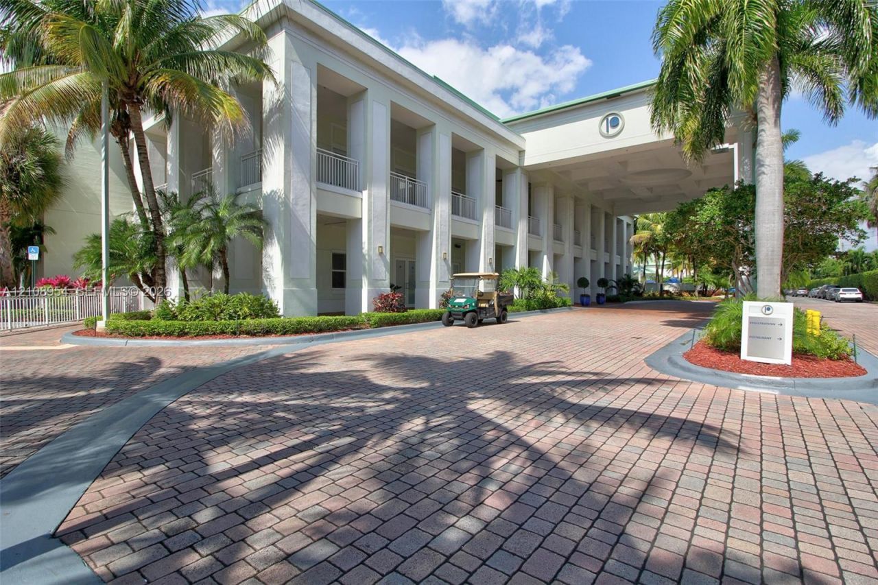 5300 NW 87th Ave , Unit 816, Doral, FL 33178 Photo